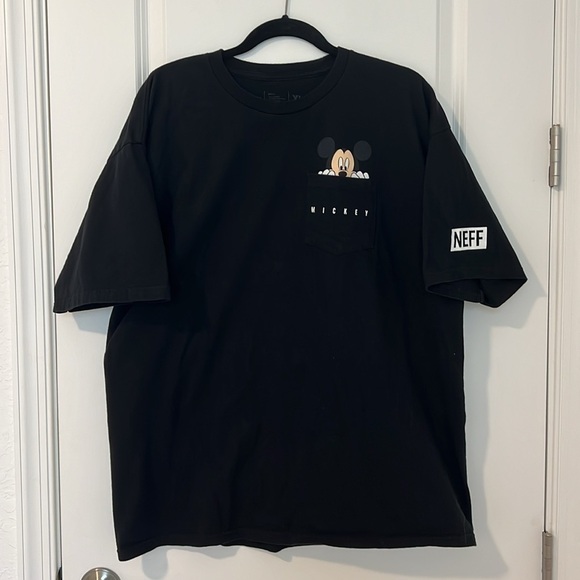Neff x Mickey Mouse Peek Pocket Disney Collab Black T-Shirt Size XL - Picture 2 of 8